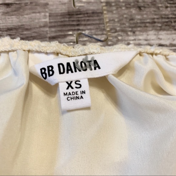 BB Dakota Nikola Romper Antiquitie Ivory Lace Off Shoulder Elastic Waist Dressy - Picture 8 of 8